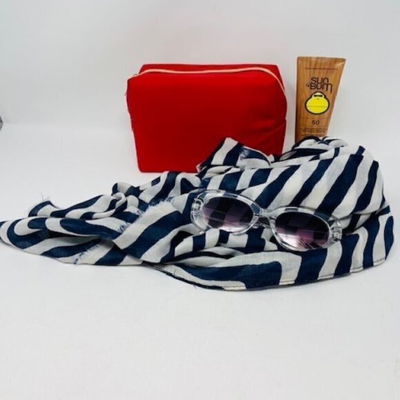 4 piece bag, scarf, sunglass and suncreen set - Picture 1 of 3
